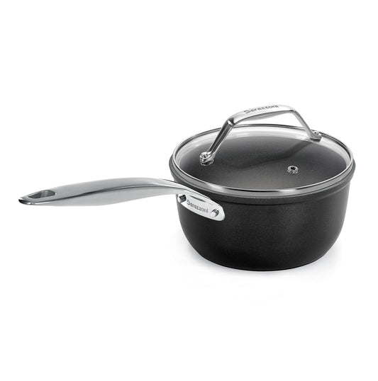 Long-handled saucepan with lid